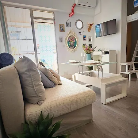 La Perla Holidays Apartamento *